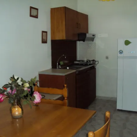 Thodora Appartments Aparthotel 3*
