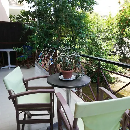 Apart Otel Thodora Appartments 3*