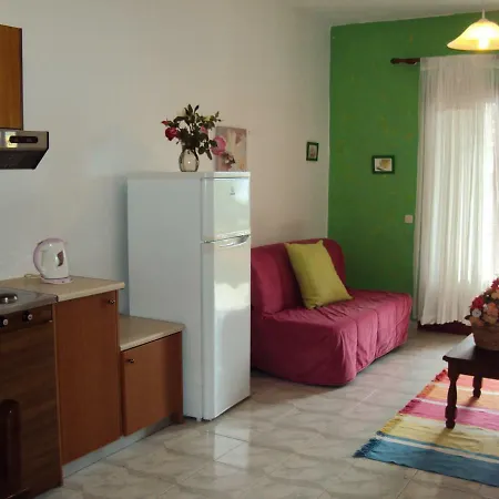 Thodora Appartments Apart Otel 3*